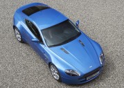 Aston Martin Vantage V8